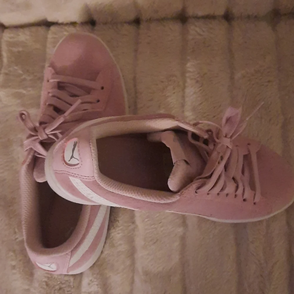Puma sneakers - Picture 3 of 4